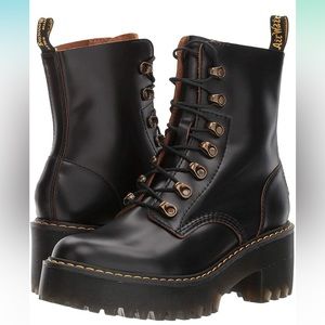 Dr. Martens Leona boots size 7